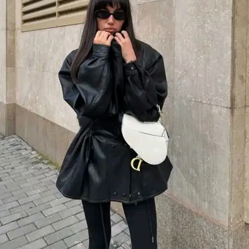 Winter Nieuwe Dames Retro Coin Lange Sve Stand Kraag PU Leer Jaet Halflange Jas Casual Loose Fit Ritssluiting