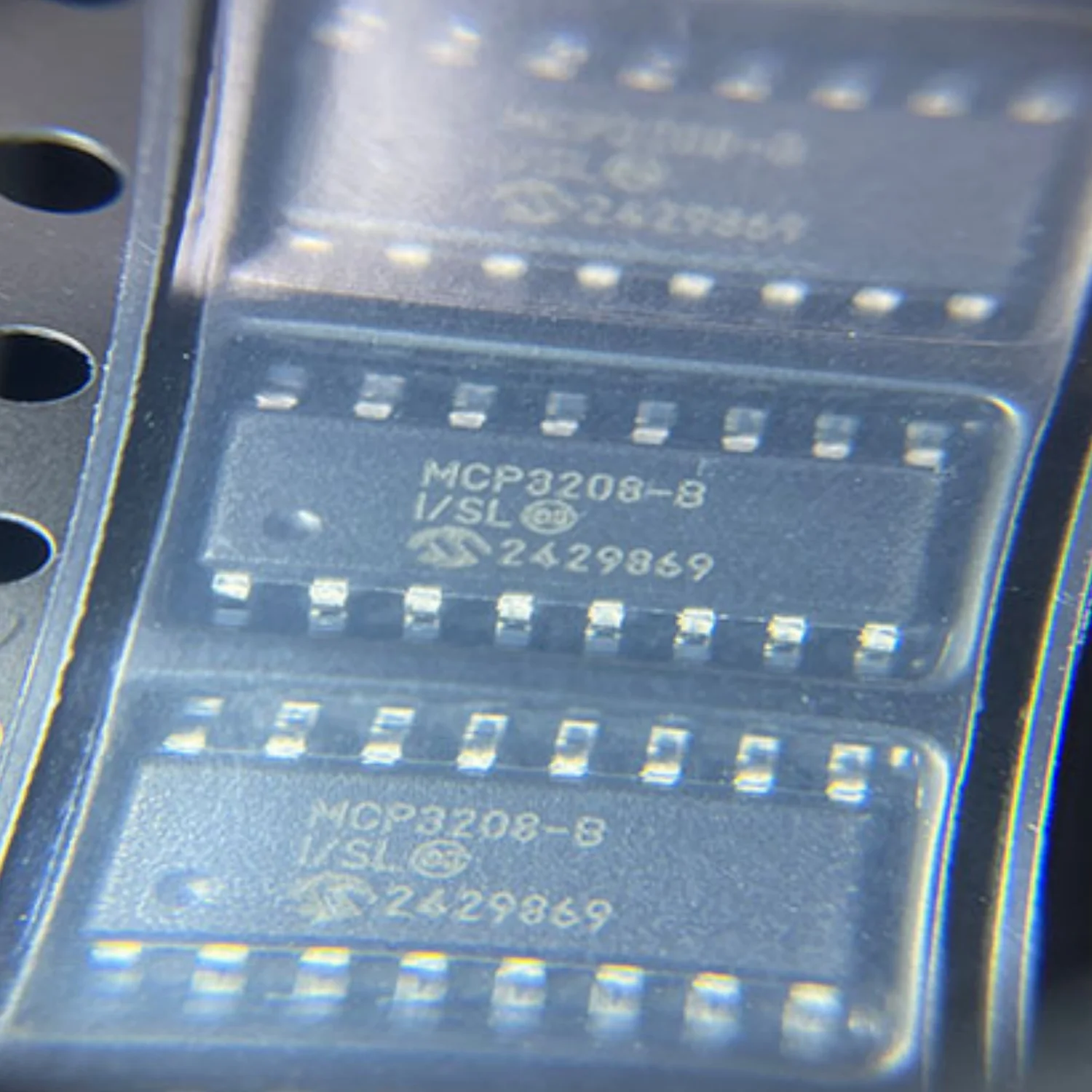 1~10pcs/lot MCP3208-BI/SL MCP3208-CI/SL SOP16 MCP3208 100% B