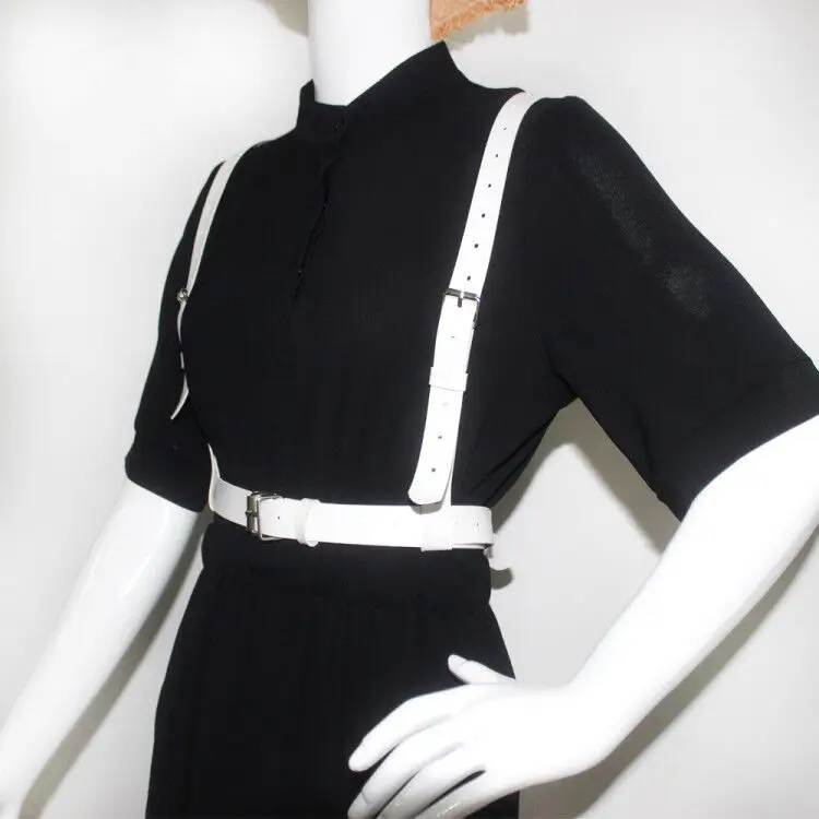 2025 جديد تنوعا حزام الموضة الديكور مع قميص فستان تي شيرت فو الجلود بولي حزام حزام سترة الخصر الختم