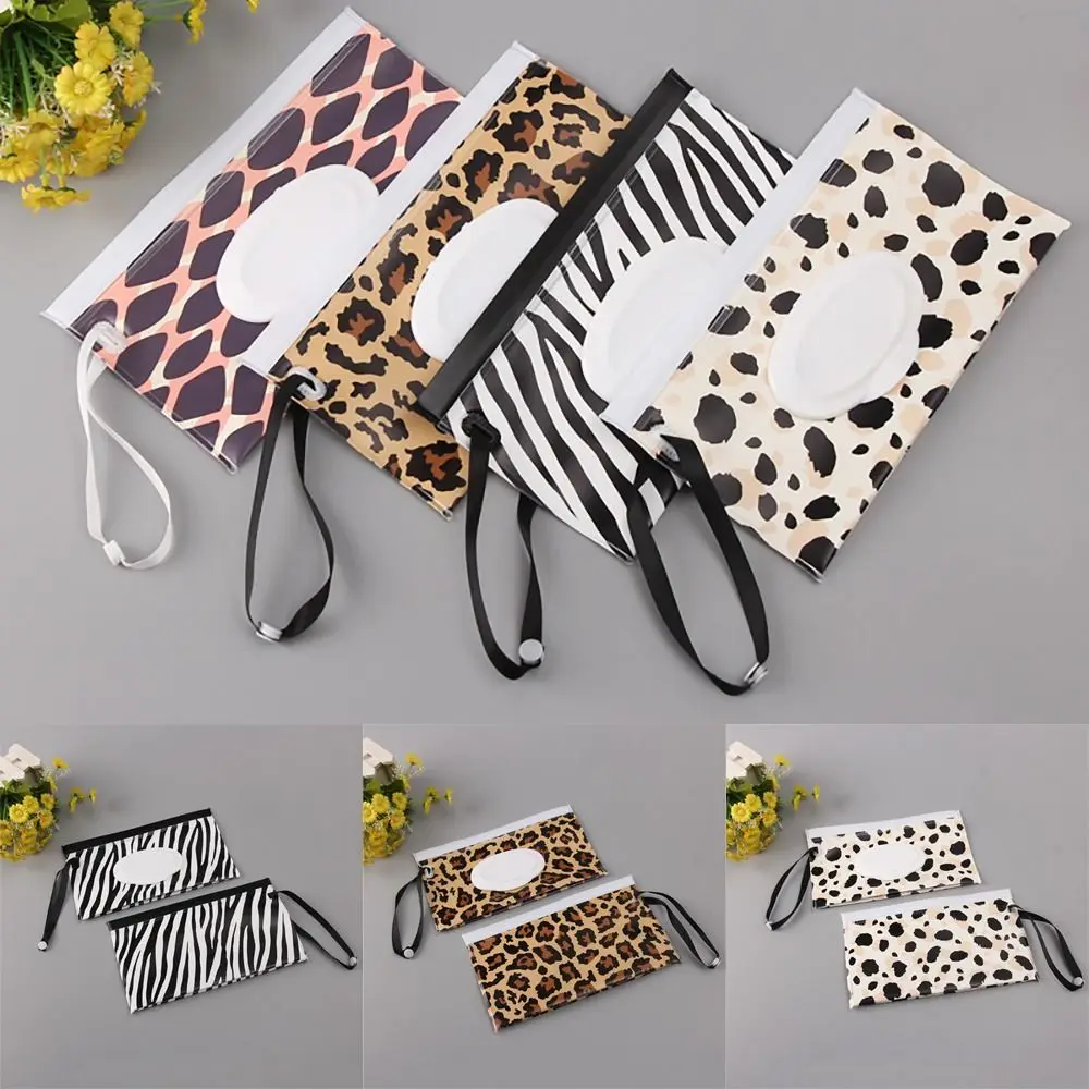 Fashion Cute Baby Product Carrying Case Portable Stroller Accessories Wet Wipes Bag Wipes Holder Case Tissue Box Cosmetic Pouch