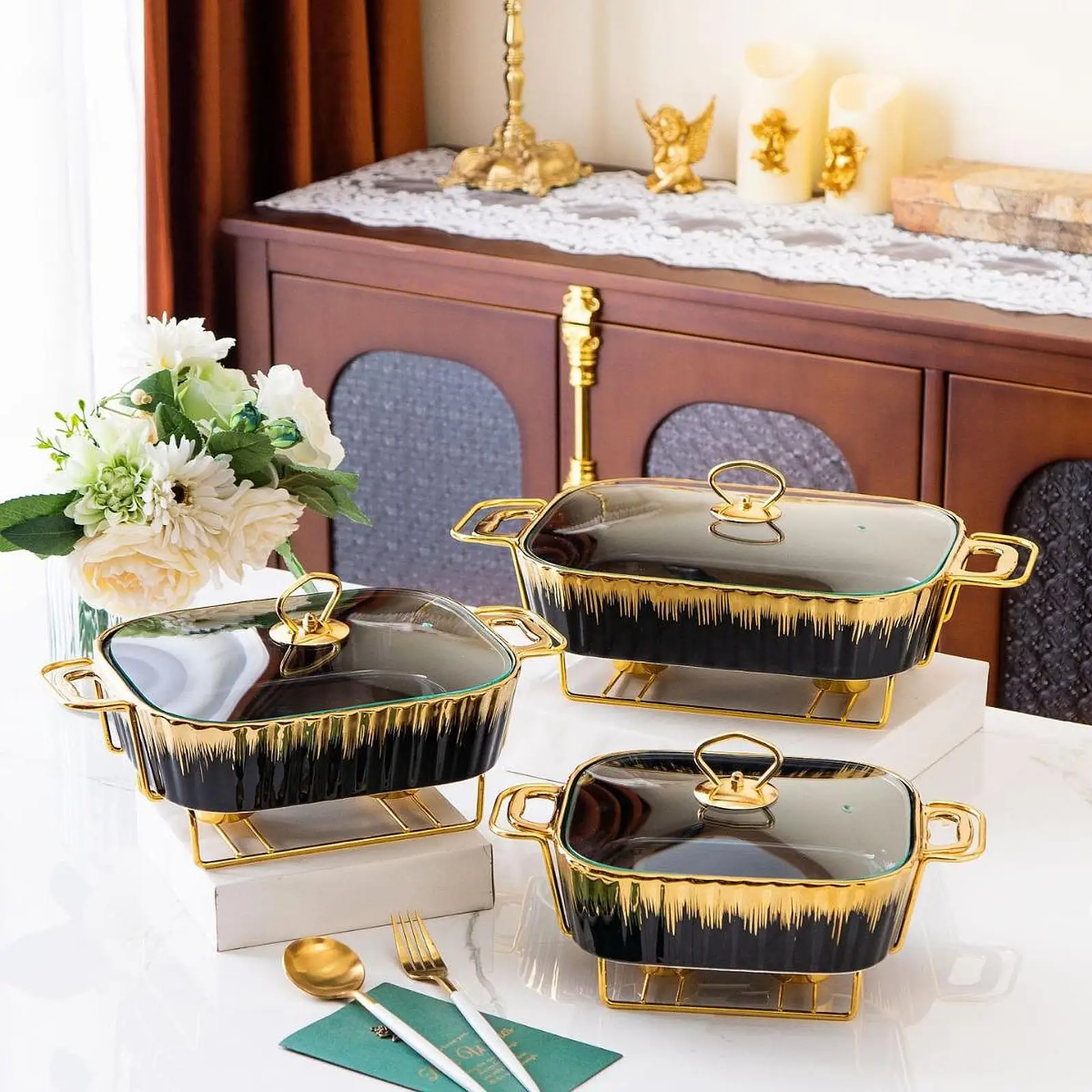Chafing Dish Food Plate Food Tray Clear Lid Transparent Cover Buffet Dish Tray for Picnic Banquet Entertaining Wedding Parties