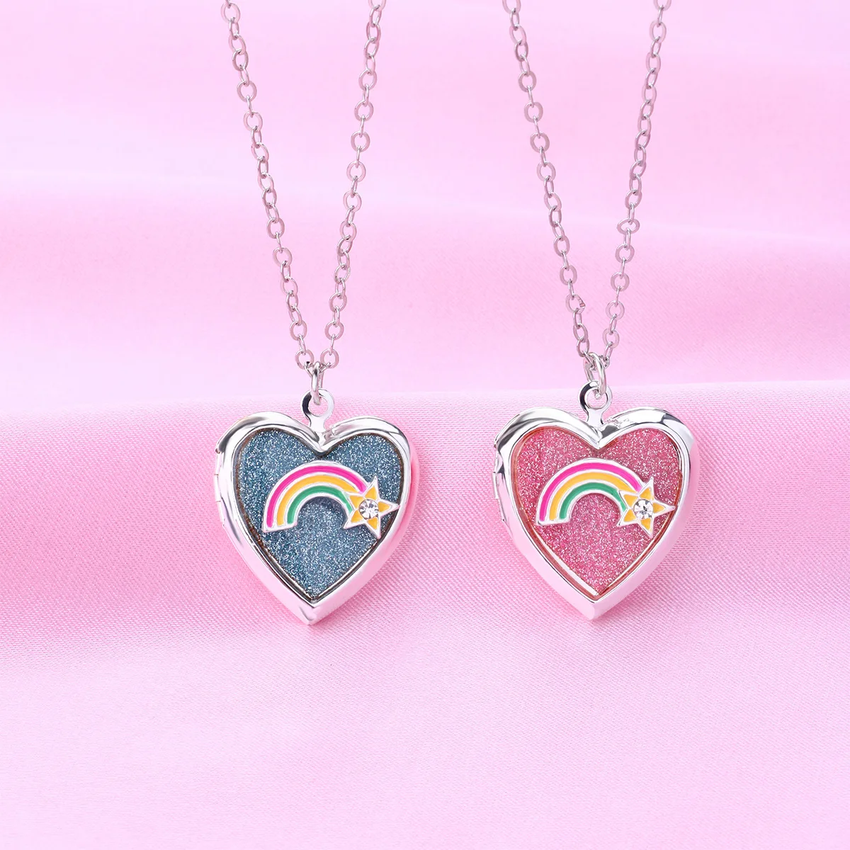 2pcs Bicolor Heart Rainbow Charm that can Open and Close Photo Album Pendant Necklace for Women Men Jewelry Accessories Gifts