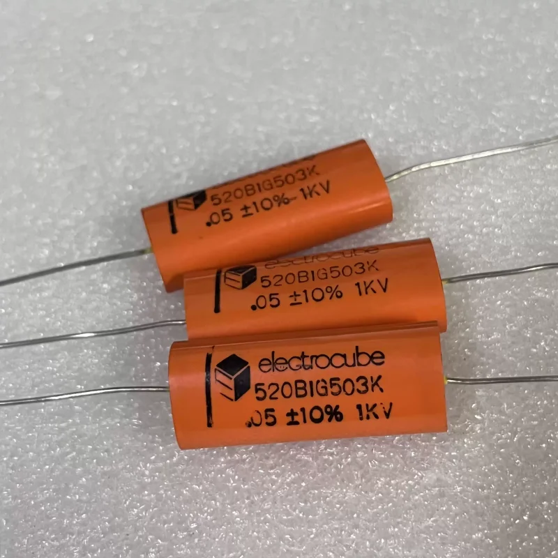

Electrocube Electronics Club серии 520B, 0,05 мкФ, 1000 В, связанный аудиоконденсатор