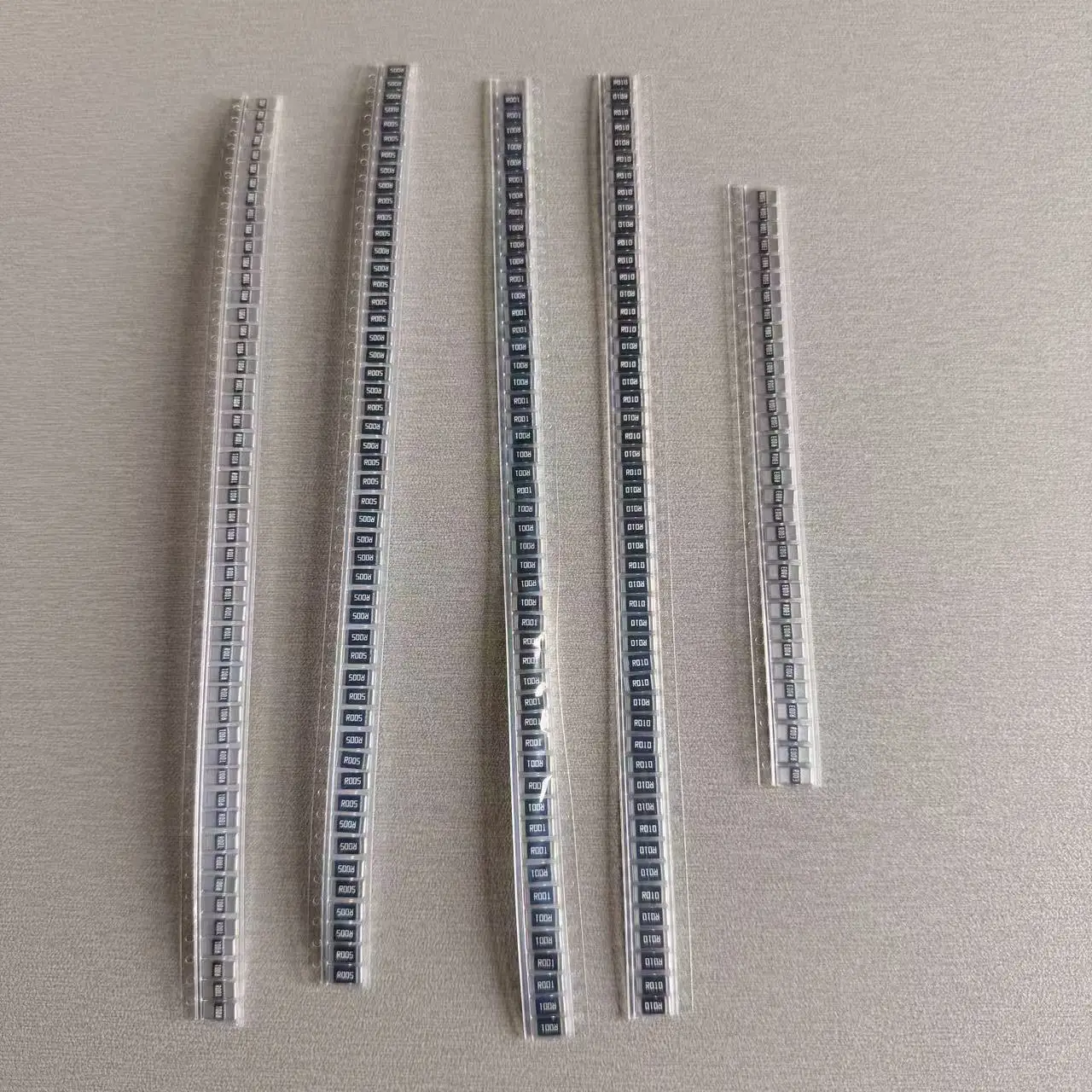 

1000pcs Alloy Resistances 2512 Resistors kit R001 R003 R005 R010 1% 3W 0.1Ω