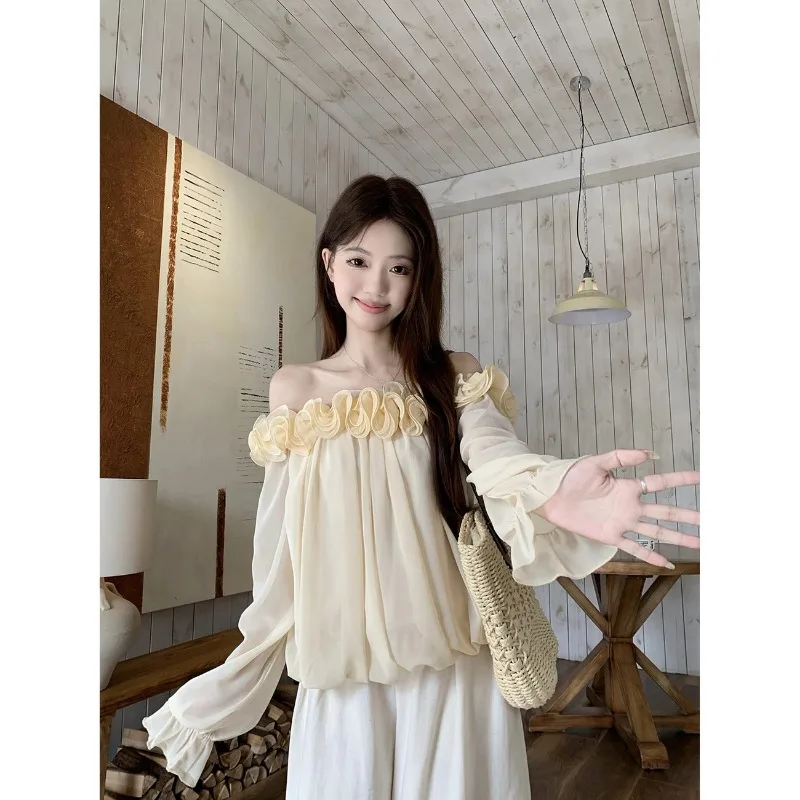 Fashionable and Gentle Style Retro Rolled Edge Slanted Shoulder Long-sleeved Shirt for Women Autumn Loose Off-shoulder Top