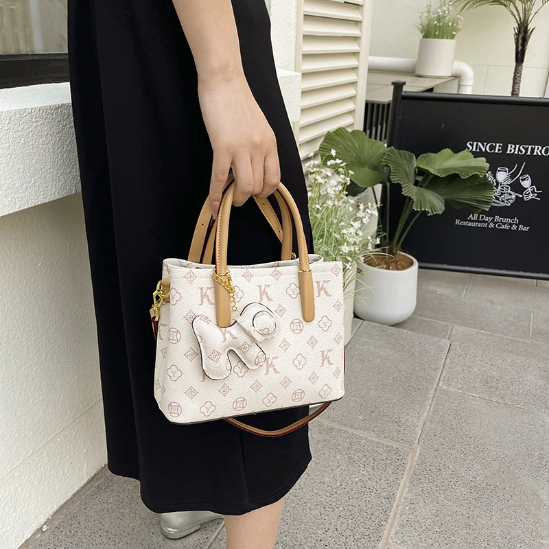 Luxo feminino couro clássico moda ombro crossbody designer sacola elegante bolsa para todos os dias moderno estilo de rua