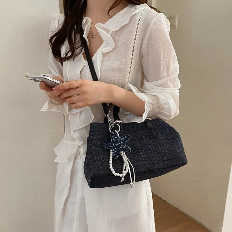Large Capacity Denim Slouchy Crossbody Bag - alternate angle
