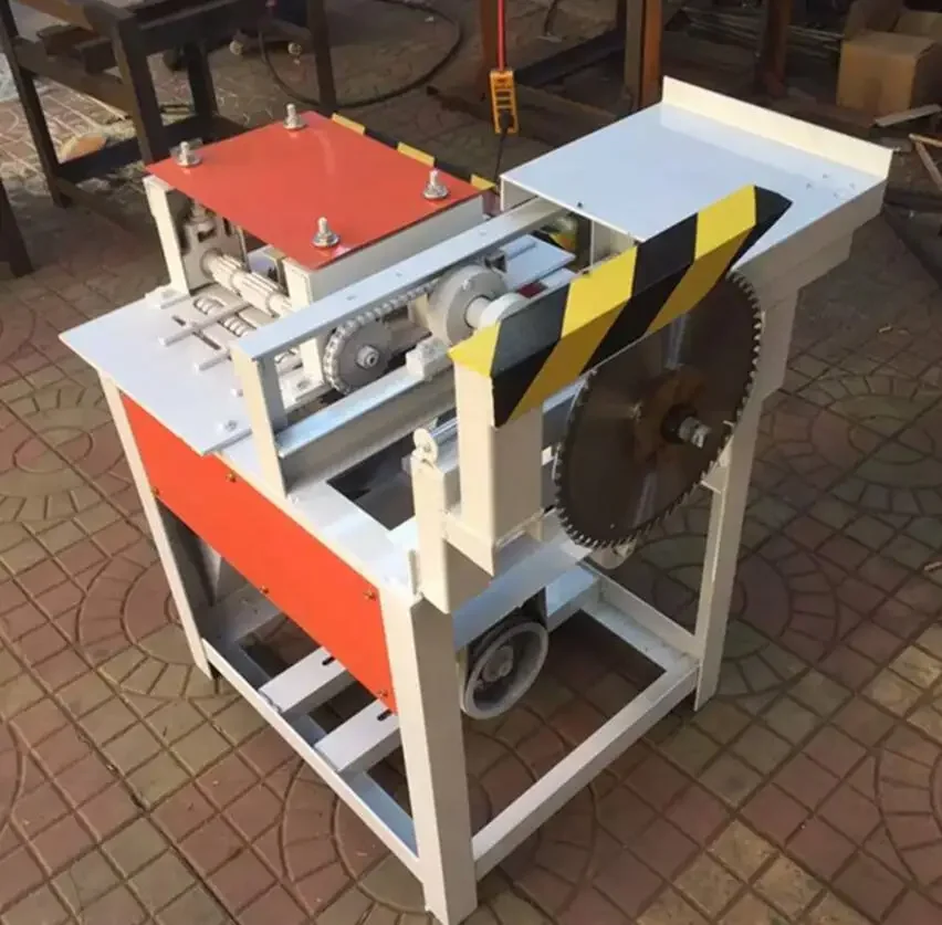 Woodworking Machine Automatic Wood Cutting Single Rip Saw Machine Wood Trimming Saw