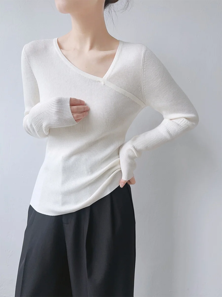 

Женский летний трикотажный топ XALI: повседневный, шикарный, белый, с асимметричным V-образным вырезом, модный, с длинными рукавами