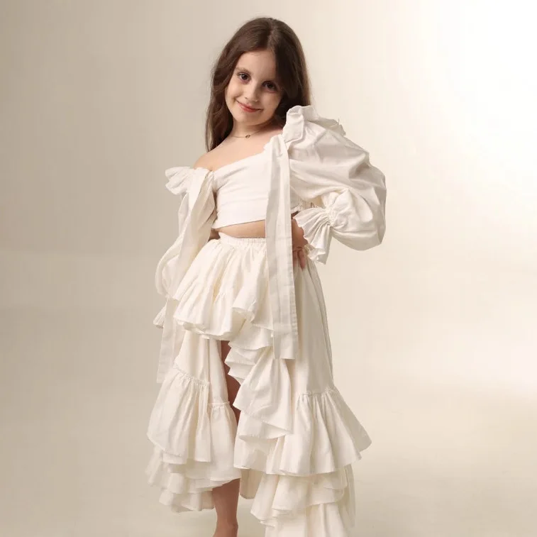 

2025 европейский и американский весенне-осенний хлопковый топ для девочек в американском стиле, юбка-фрак, детский индивидуальный комплект