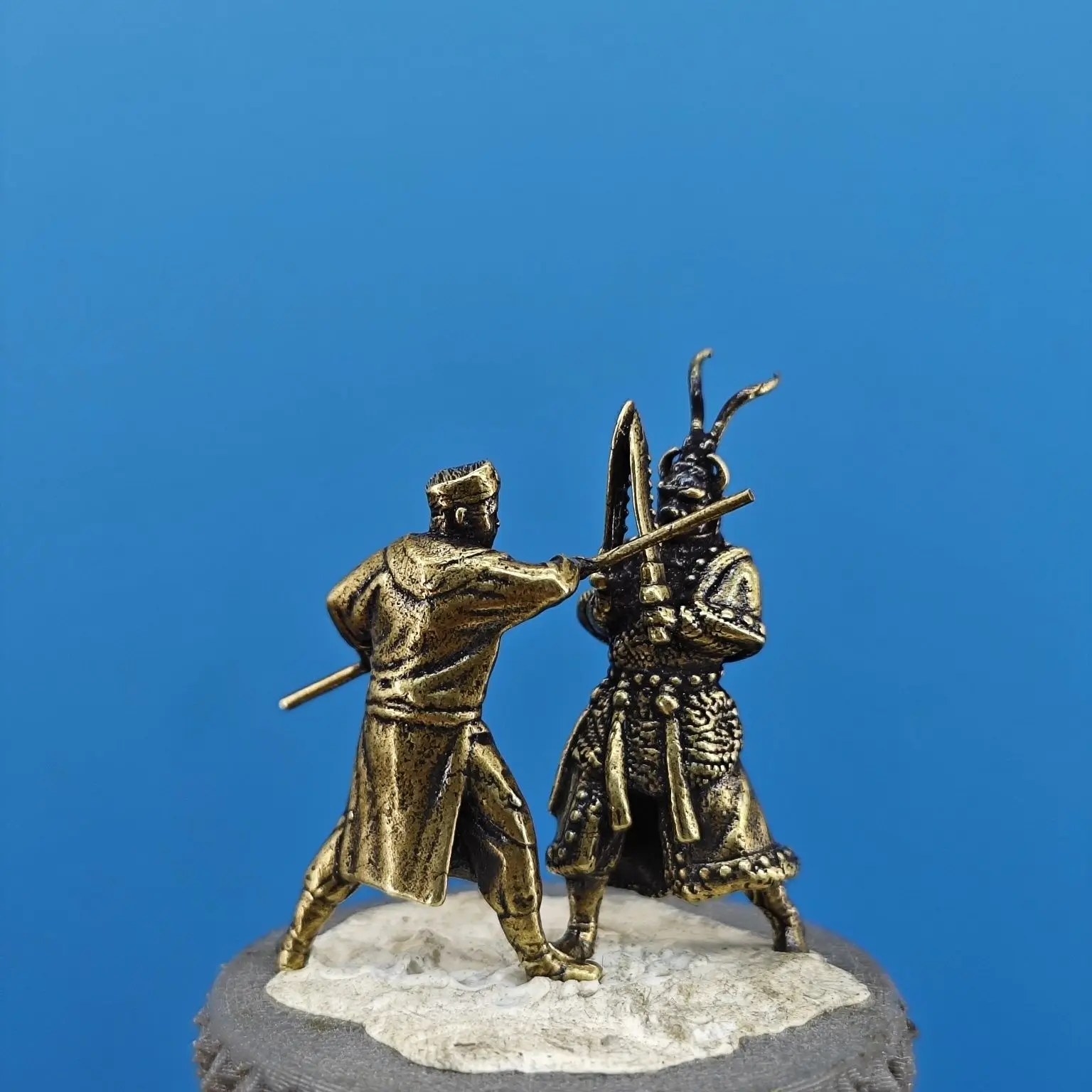 Brass Sun Wukong Vs. Ox King Model Miniature Landscape Figurine Decorative Item for Artificial Hill, Fish Tank  Moss Arrangement