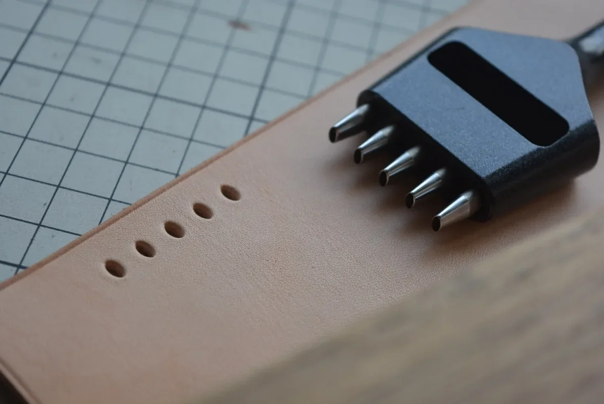 For 5-Hole Leather Strap Row Punch, Handmade Leather Craft Punch Tool for Belt Strap Perforation