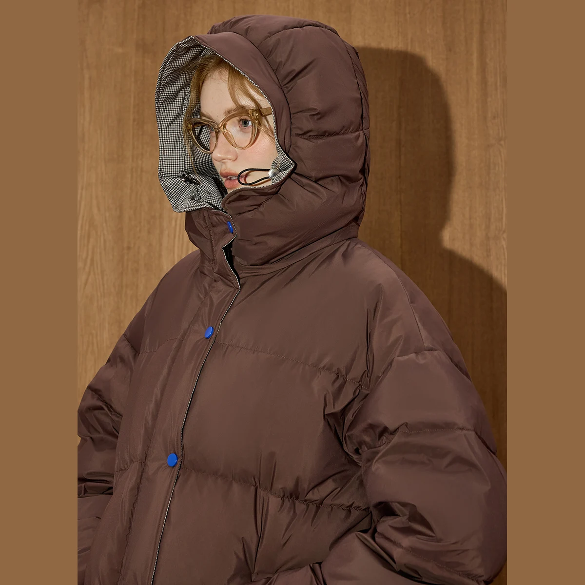 2025 الشتاء المرأة 90% أسفل سترة منفوخة ملابس العمل سترة المتضخم فضفاضة تناسب سميكة الحرارية بطانة مصمم المتسكعون