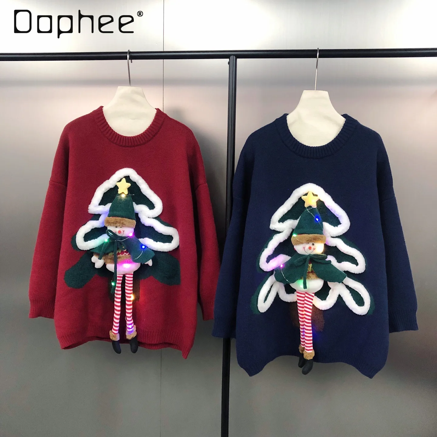 

Winter New Korean Retro Red Atmosphere Stylish Snowman Brooch Outerwear High-end Christmas Sweater