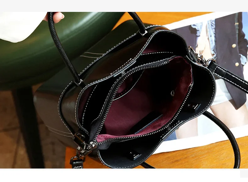 Ladies\' High Quality Fashionable Versatile Oil Wax Cowhide Leather Bucket Bag Women\'s Leisure Minimalist Shoulder Crossbody Bag