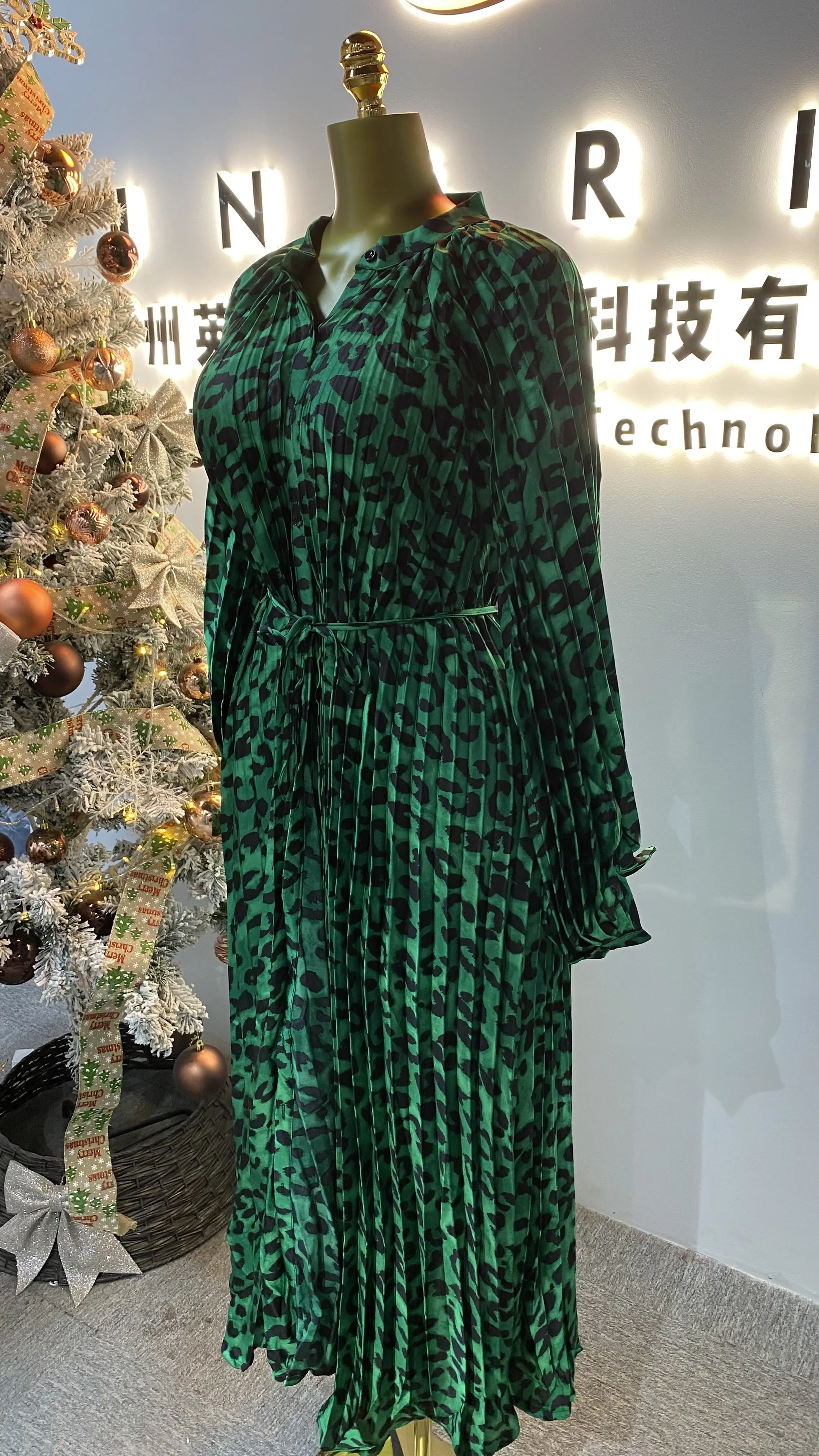 2025 Winter Temperament Elegant Style Leopard Waist Print Fashion Slimming Dress Long Skirt-GZXX013