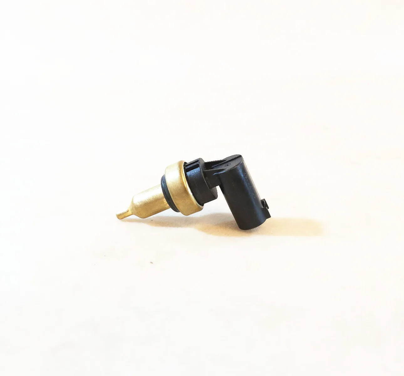 A0041539728 ENGINE COOLANT TEMPERATURE SENSOR OEM 2013-2019 TEMP 0009056102