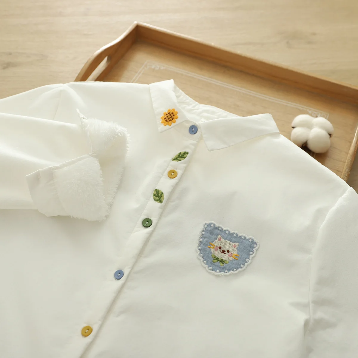 

[Ready Stock] High Quality Women 100% Cotton Thick Velvet Blouse Shirt College Wind Cartoon Cat Fleece Lined Bottom Shirts Top