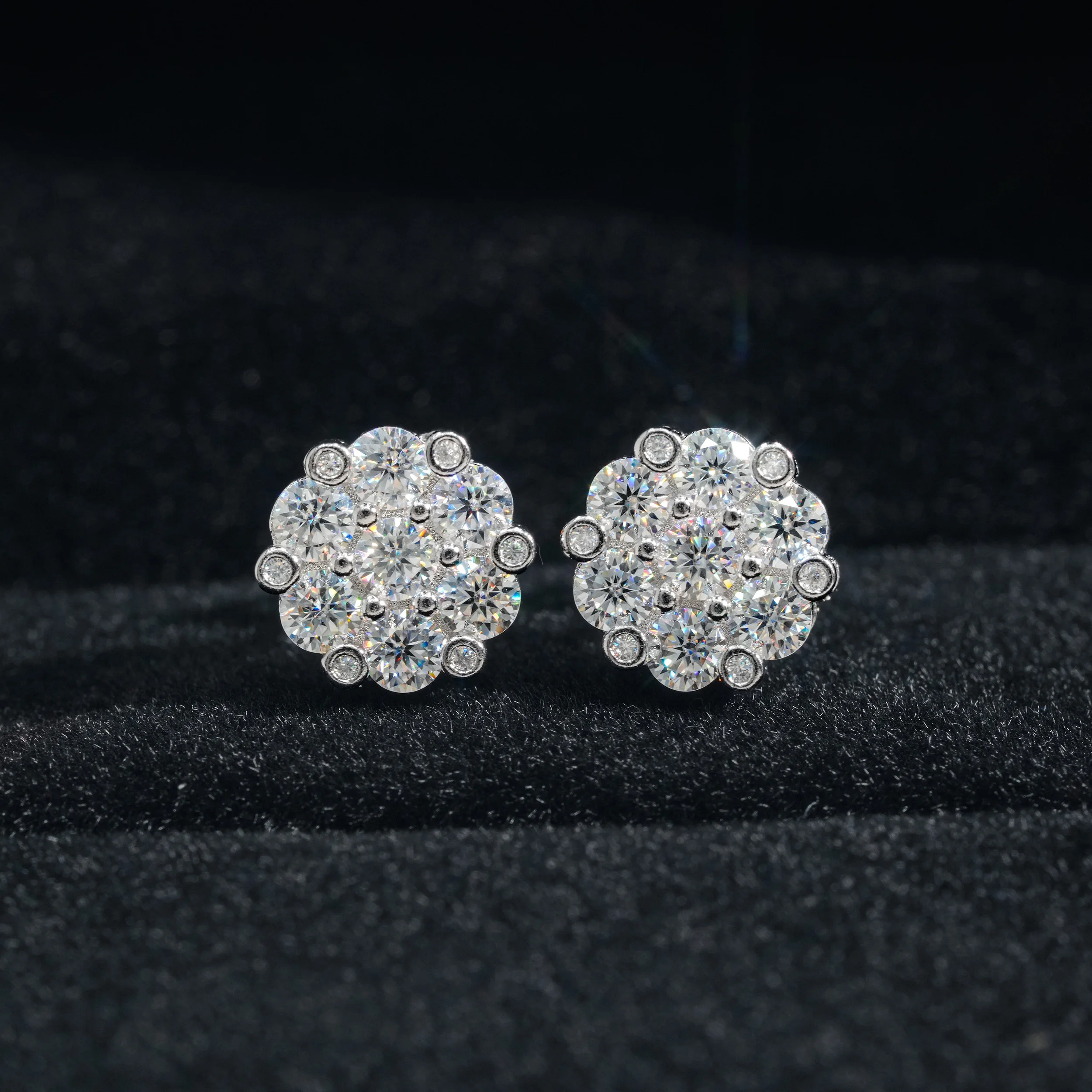 Shining fashion jewelry earrings GRA certificate diamond stud earrings 925 solid silver moissanite diamond earrings