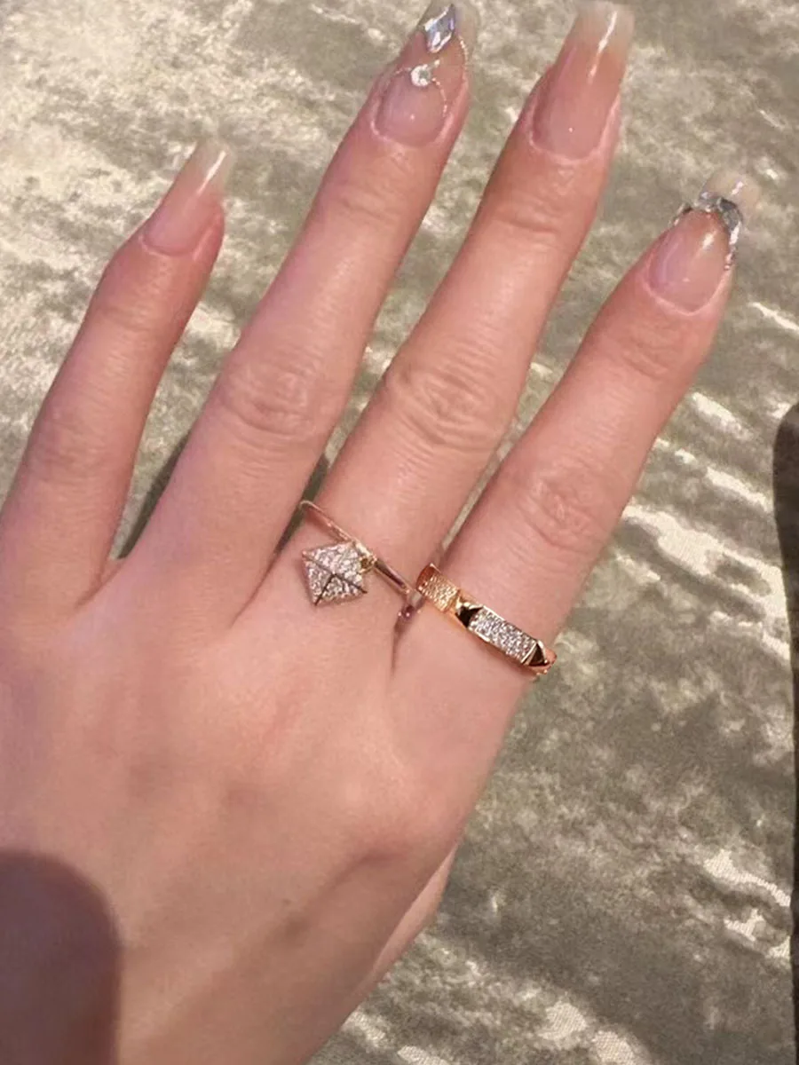 anello-di-alta-gamma-in-argento-925-placcato-oro-con-diamante-quadrato-e-ciondolo-oscillante-gioiello-di-moda