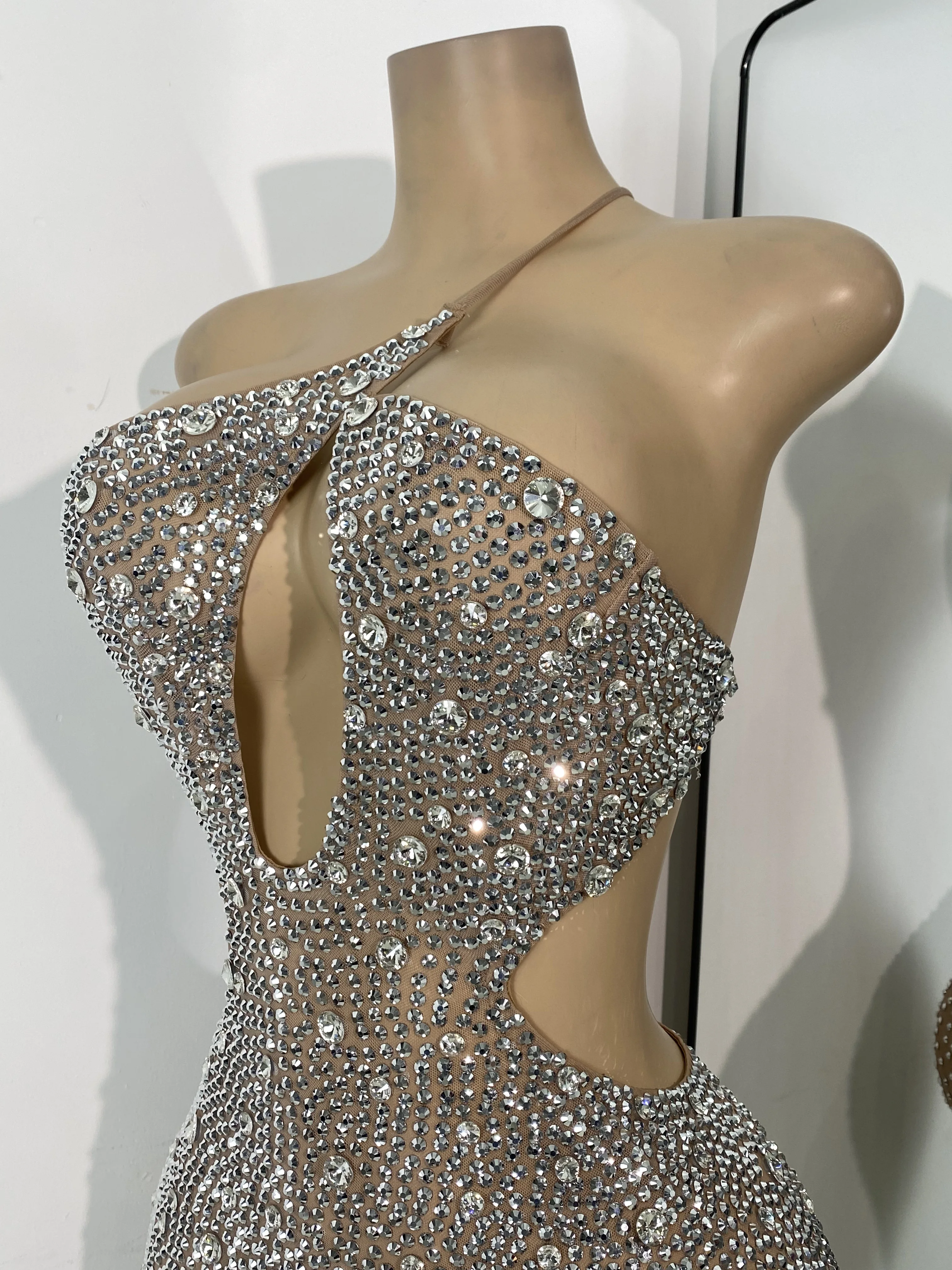 سباركلي الفضة الراين فستان قصير فاخر المرأة مثير شبكة الجوف خارج المشاهير فساتين كوكتيل عيد ميلاد ملابس الأداء #5