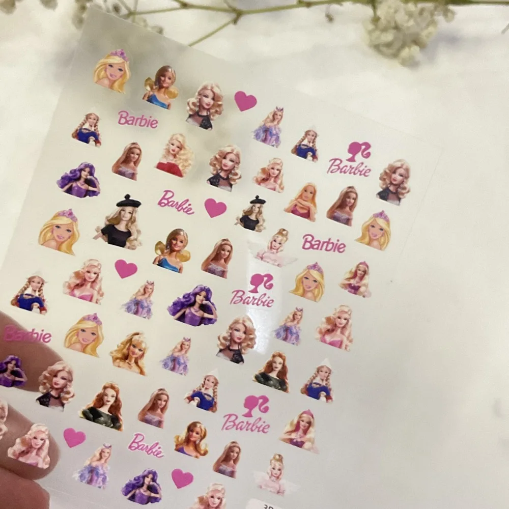 1 sayfalık sevimli Barbie tırnak çıkartması tırnak moda tasarım DIY mutlu aksesuar