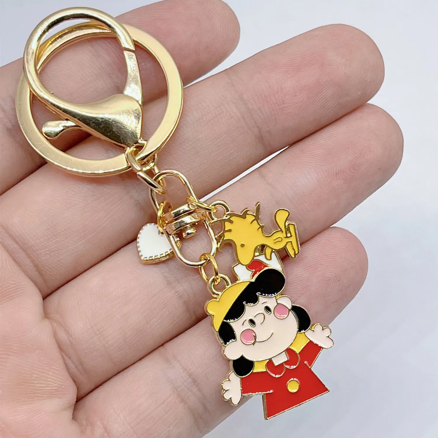 Creative Snoopy Cartoon Keychains Puppy Cute Pendant Car Keychain Bag Accessories Charms Key Ring Pendant Kids Birthday Gifts