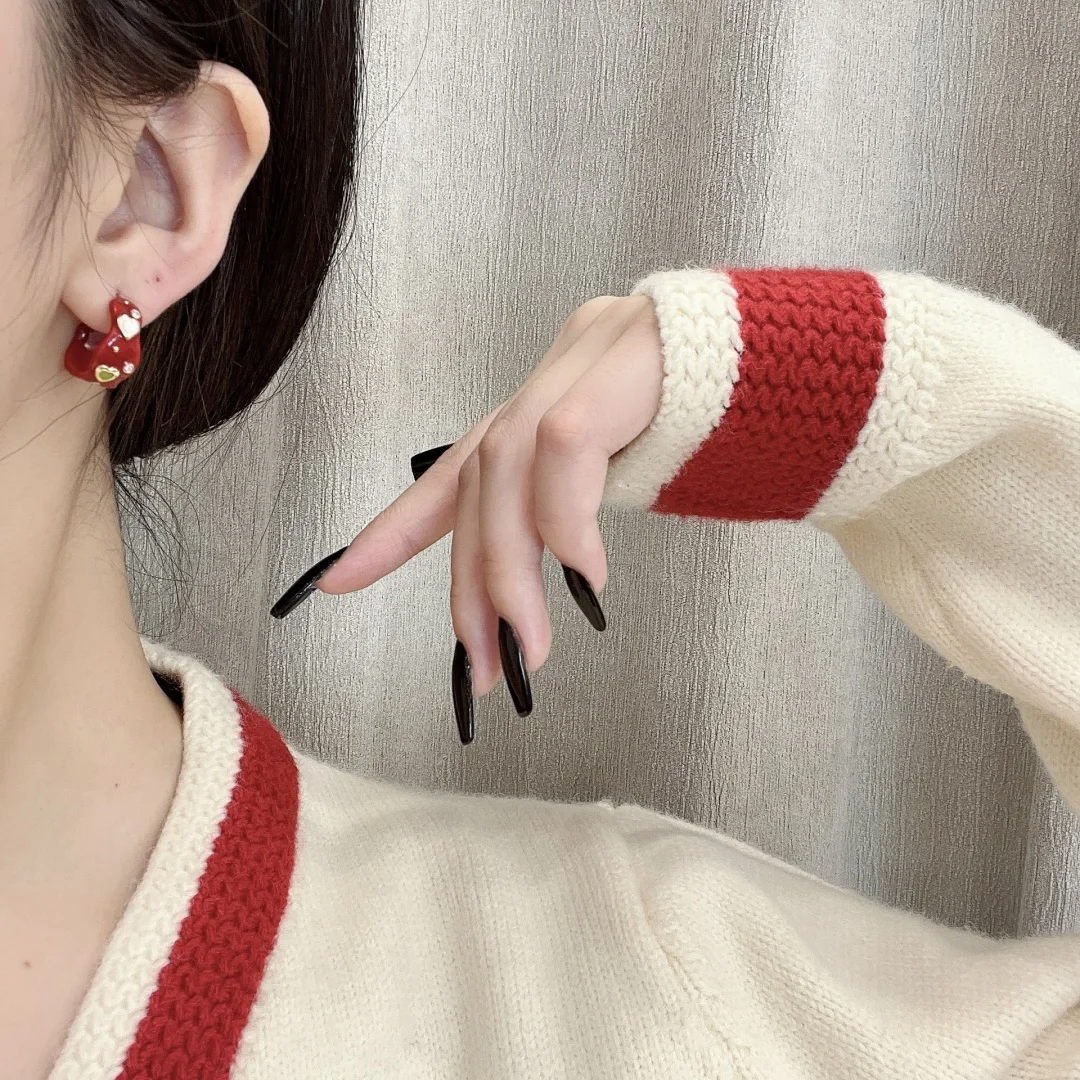 

DUTRIEUX Y2K Red Oil Drip Diamond Heart Shaped Earrings Unique French Style Vintage Earring Women Elegant Jewelry Ear Decoration