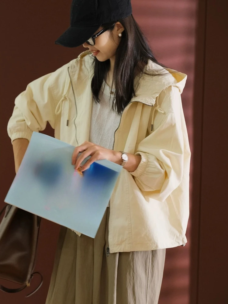 Women's Long Sleeve Hooded Spring Autumn 2025 Casual Loose Fit Drawstring Hem Outerwear Fashionable Relaxed Trench Coat
