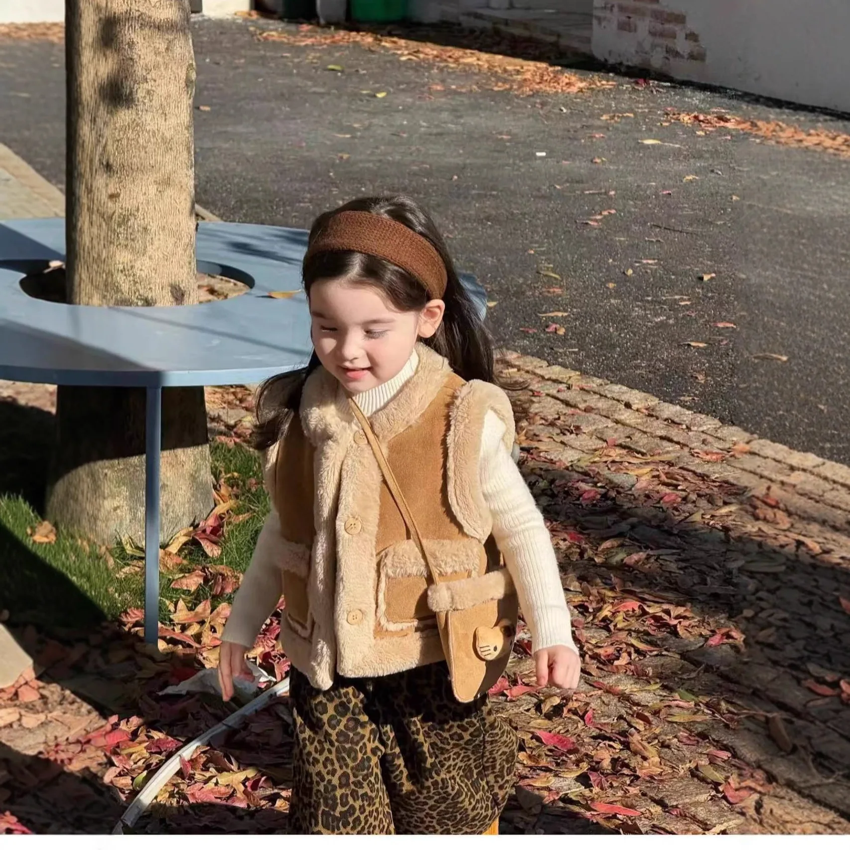 

Children's Vest Autumn and Winter Girls' Velvet Foreign Vest Girls' Baby Thickened Warm Top Fashion Vest