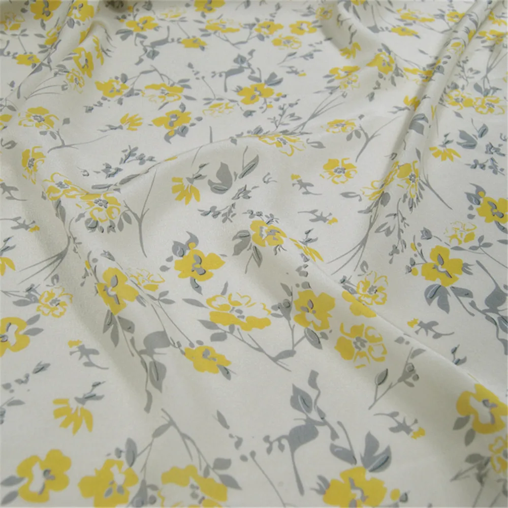 Comfortable Feeling Material Yellow Floral Design Silk Crepe De Chine Fabric with Great Quality for Nice Dress