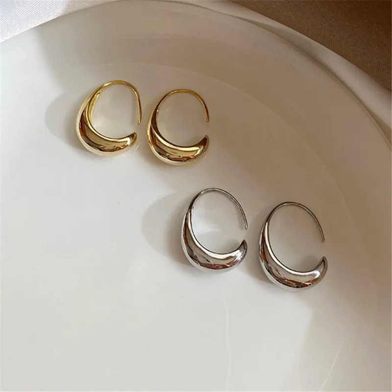 2023 New Fashion Trend Unique Design Elegant Exquisite Retro C Shape Metal Earrings Female Jewelry Party Premium Gift Wholesale