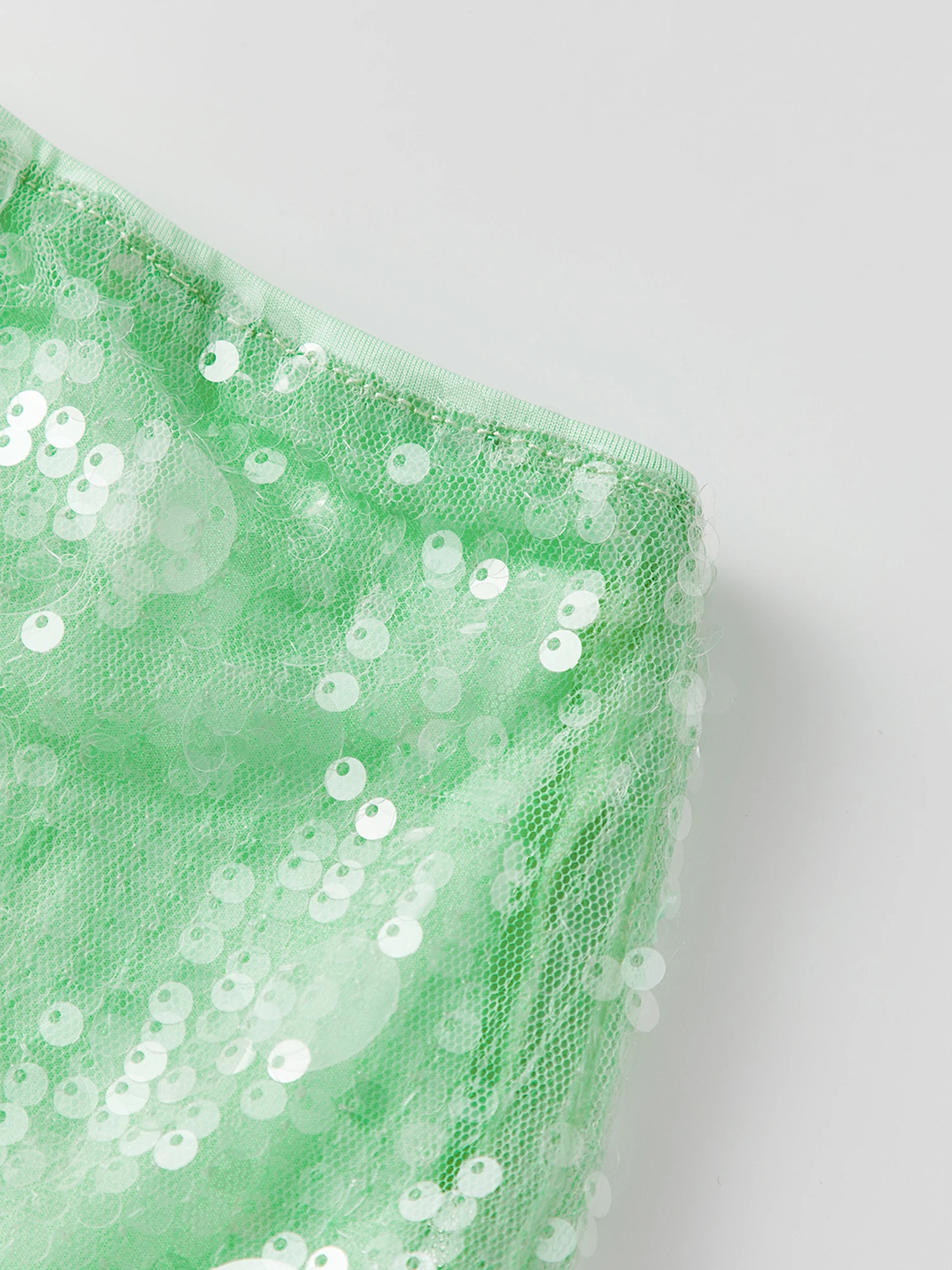 تنورة قصيرة لامعة بالترتر للسيدات، تنورة أنيقة أنيقة لامعة بطول الركبة مع حزام خصر مطاطي للحفلات والمناسبات