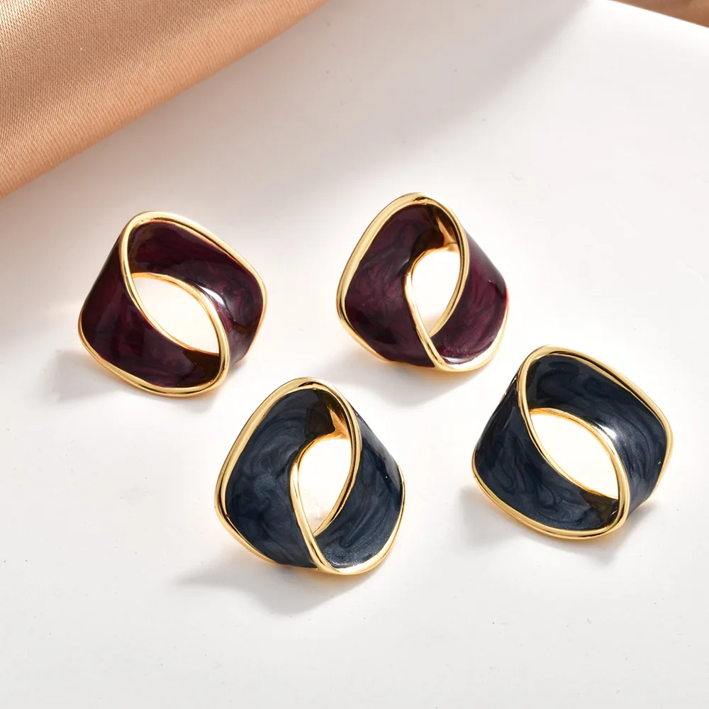 French retro Mobius ring oil stud earrings niche design sense light luxury temperament enamel fashion earrings earrings