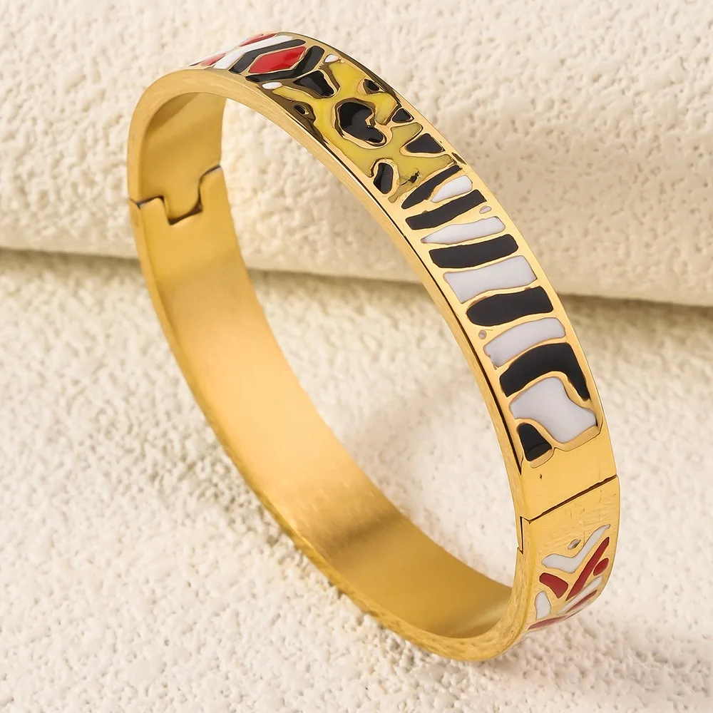 

Chic Chinese Enamel Bracelet Stainless Steel Waterproof Ethnic Flower Bangle Vintage Gold Color Women's Hand Bracelet