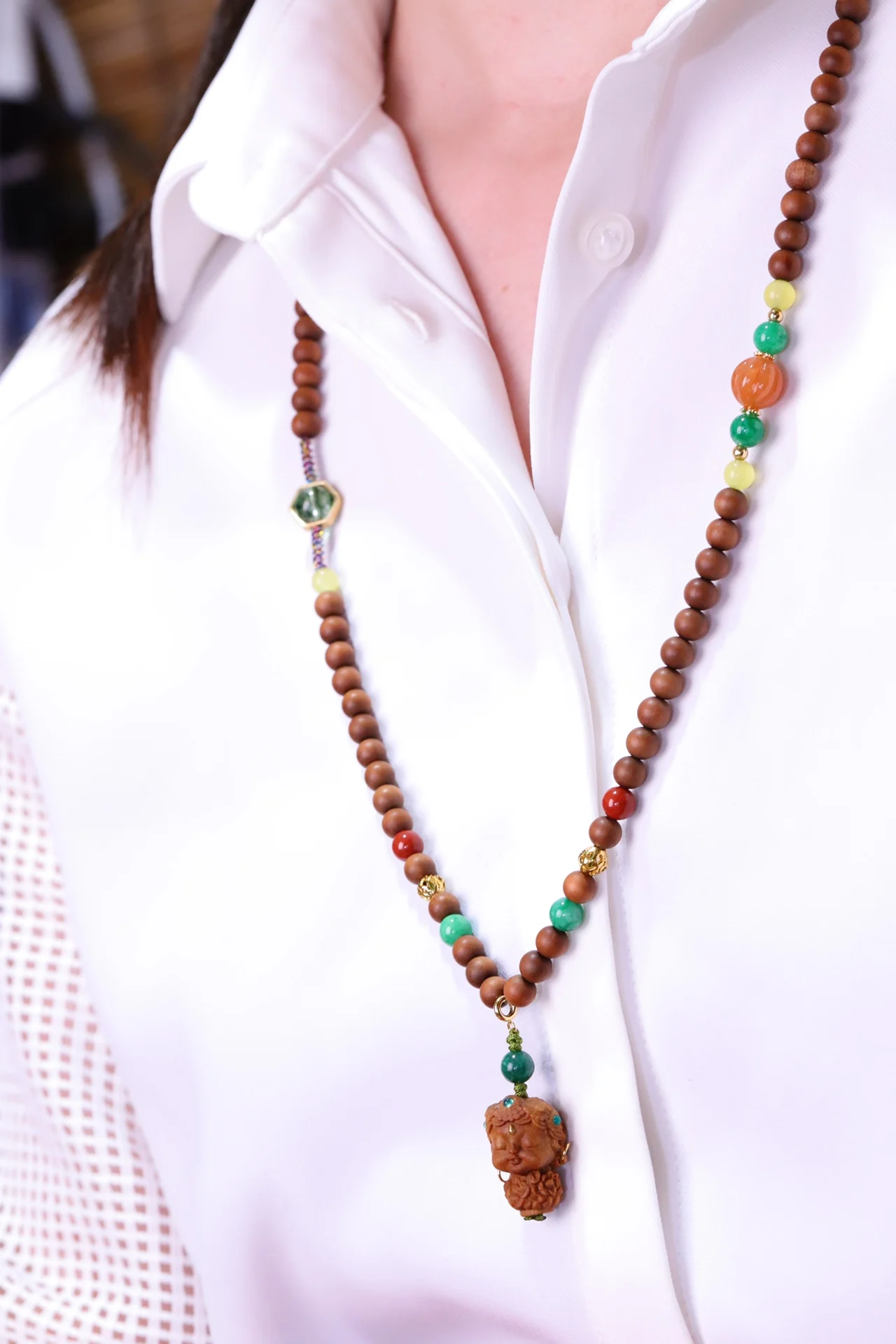 

Exquisite Indian old sandalwood "green Tara" necklace, 6MM (108), with gilt crown, jasper, etc., elders, mothers, girlfriend gif