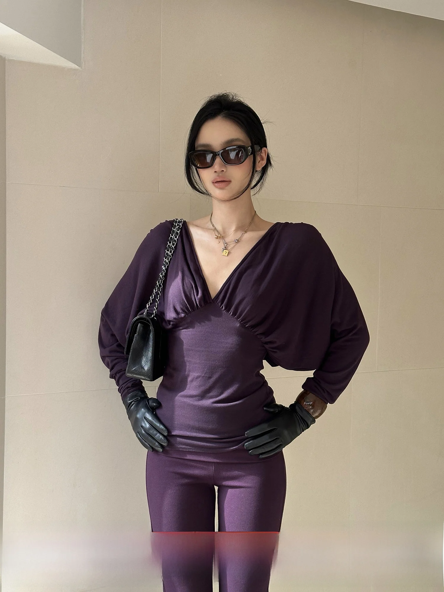 

Rovente Women's Slim Fit Long Sve V-Ne T-irt Purple Color Casual Sle Spring Season Faionable Top And Bot Set