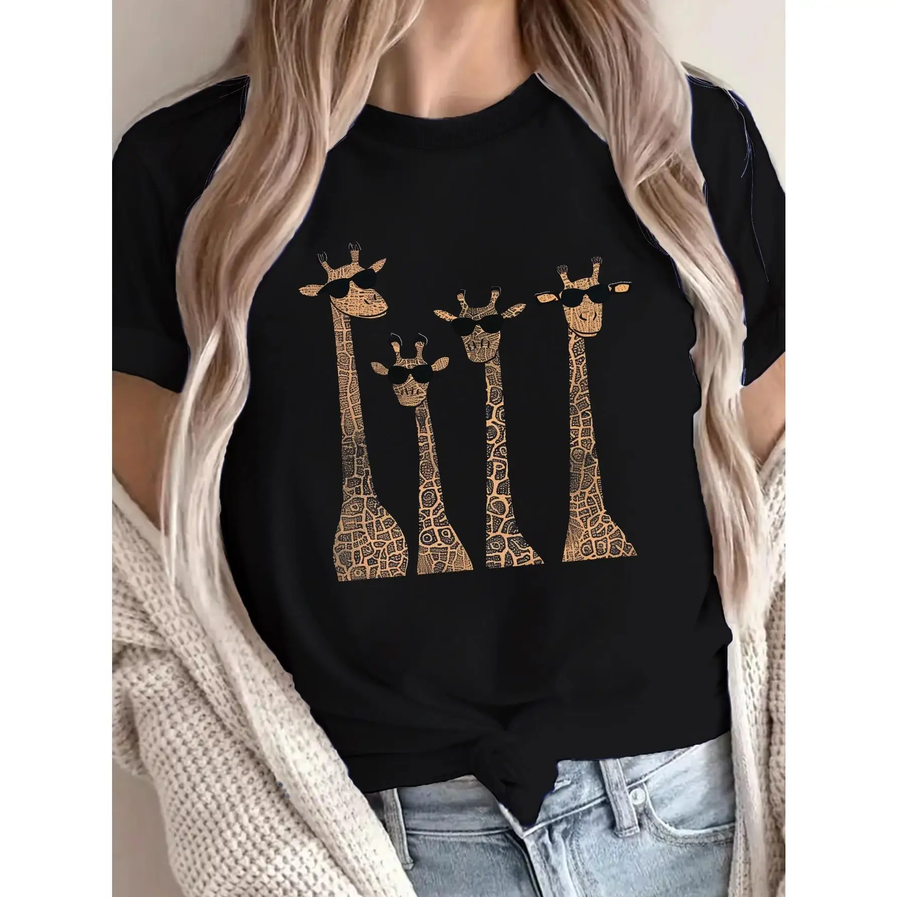 

Funny Giraffe T-shirt Women Men Cute Animal Print Summer Graphic Tee Family Trip Outfit Casual Tops