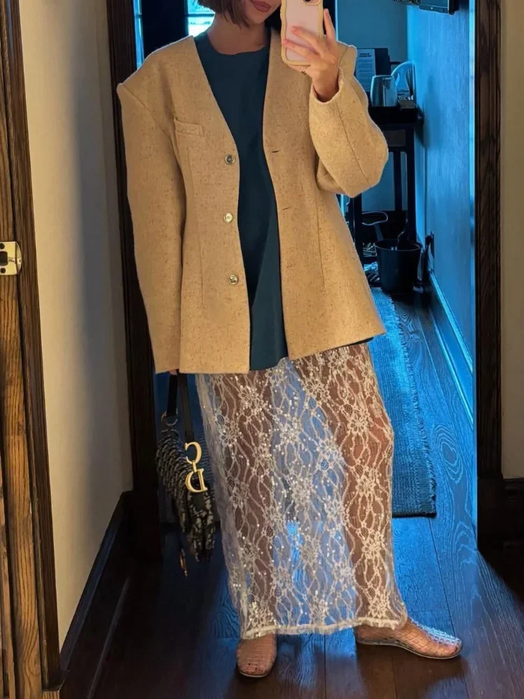 เสื้อเบลเซอร์ผ้าขนสัตว์สำหรับผู้หญิง แฟชั่นแขนยาว คอวี กระดุมแถวเดียว ทรงเข้ารูป เสื้อโค้ทบางเบา ฤดูใบไม้ร่วง 2025 แฟชั่นสตรี เสื้อคลุมสำหรับใส่ทำงาน