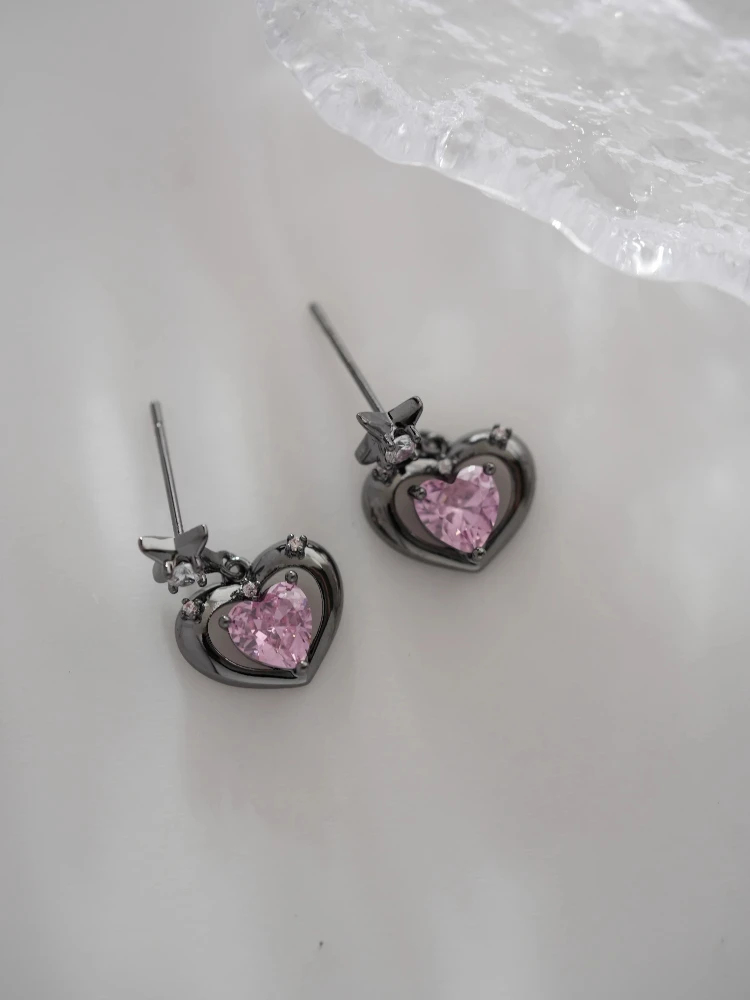 [blackpink] black and pink zircon love stud earrings niche sweet and cool girl heart earrings