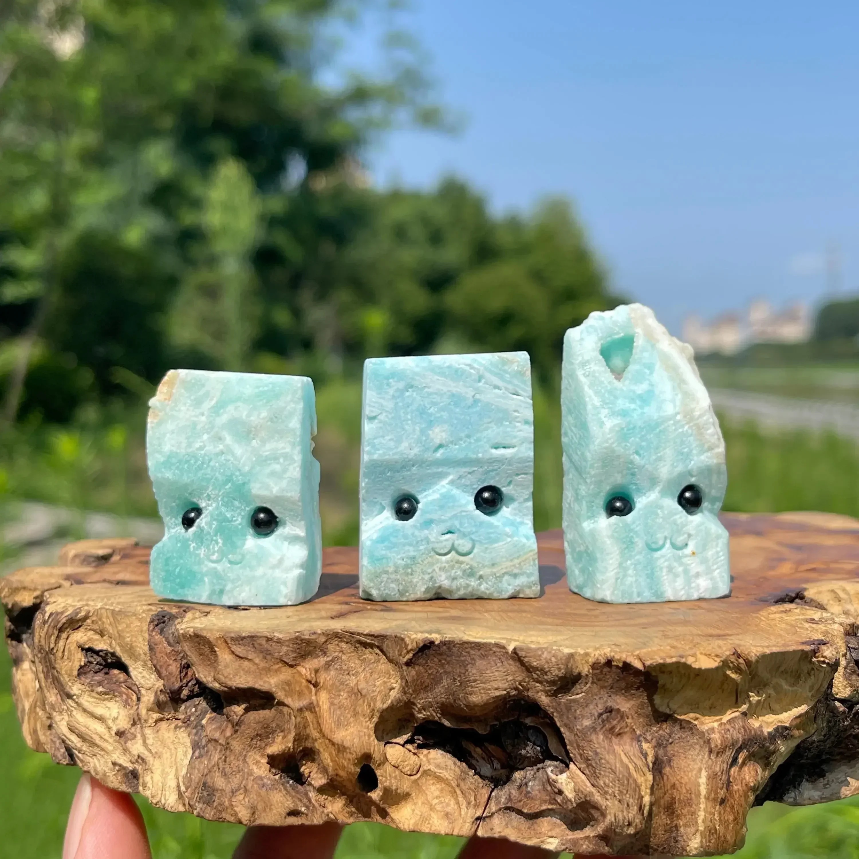 Natural Hemimorphite Groot Carving,Crystal Gift,Home Decor 1pc，Unique Specimen for Collectibles and Educational Use