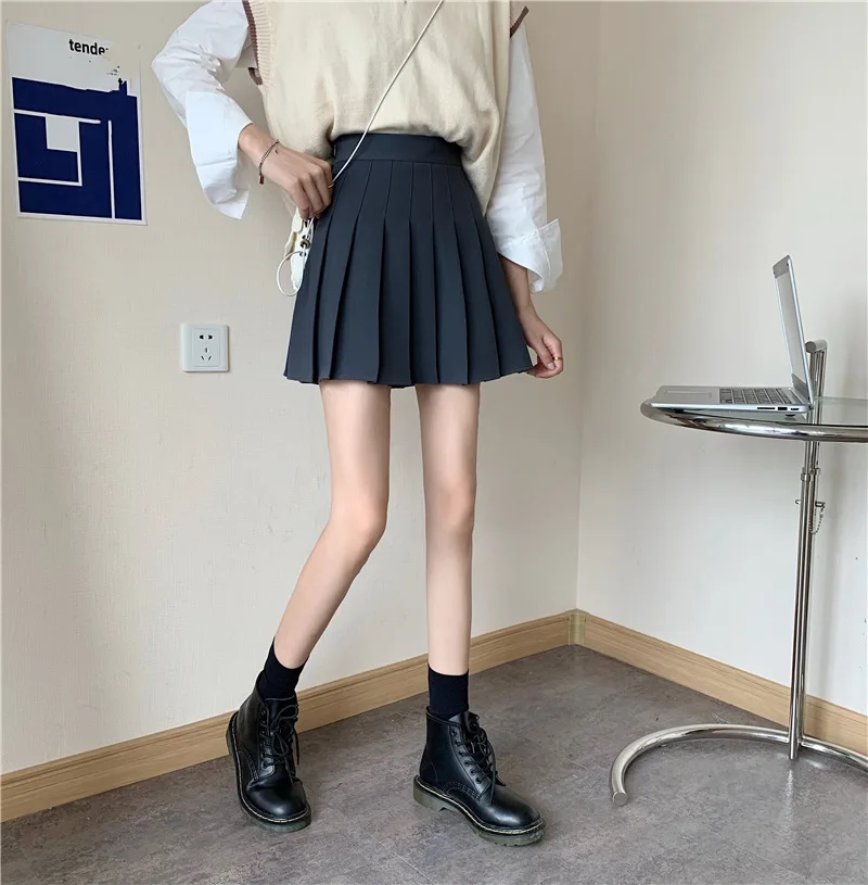 

New Women Loose Casual Shorts 2023 Women High-waisted Pleated Skirt Girls JK Pleated Short Skirt Black A-line Mini Skirt Uniform