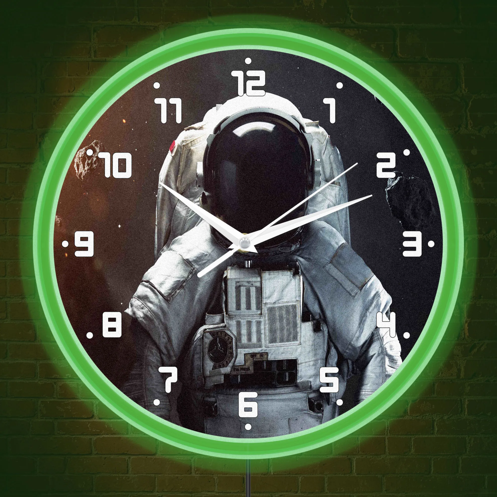 Outer Space Astronaut Portrait LED Neon Wall Clock Sci Fi Galaxy Home Decor Spaceman Exploration Night Light Clock Glow in Dark