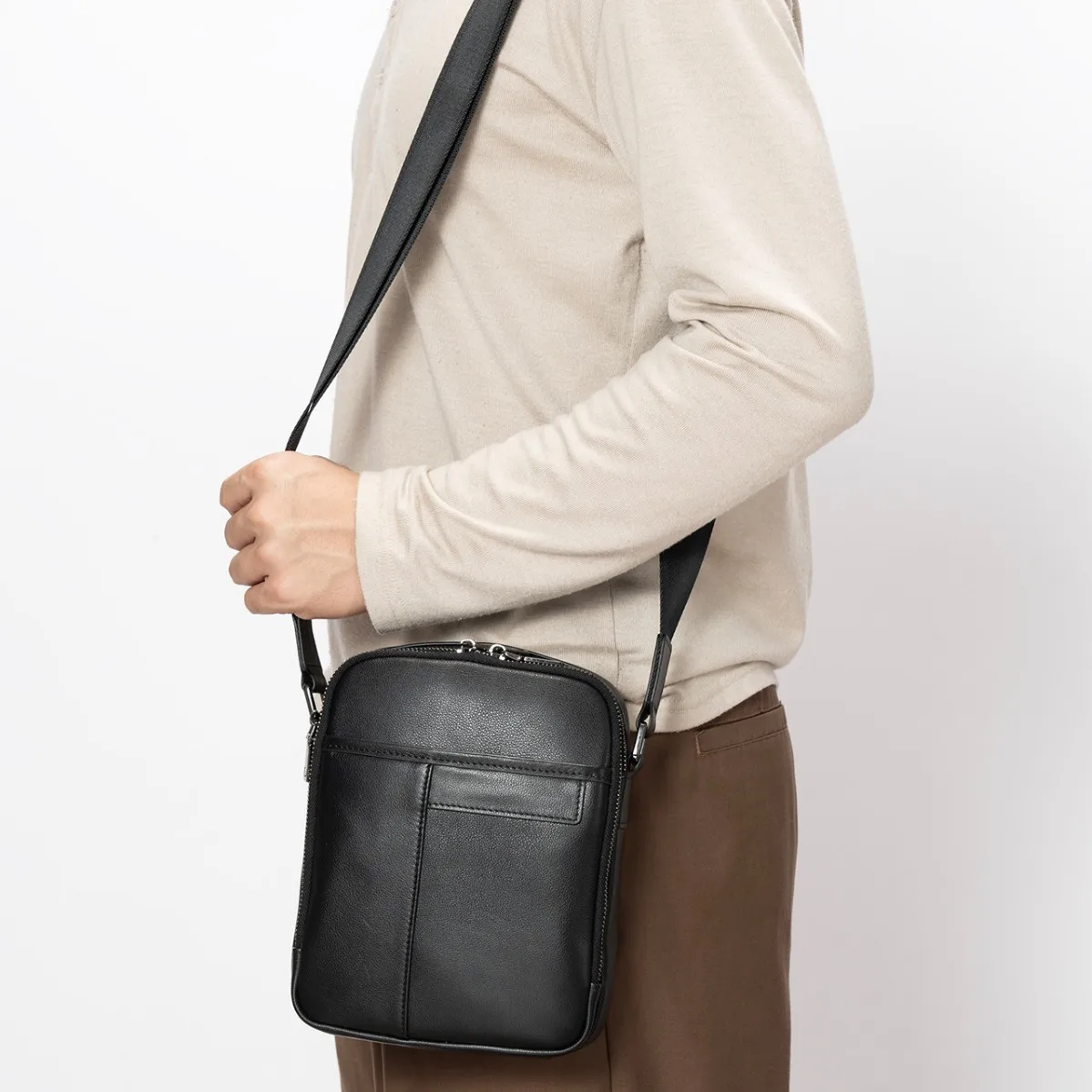 Men's square leather shoulder bag multi-layer lightweight multi-functional travel high-grade diagonal cross small backpack