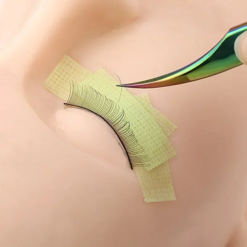 4 لفات من أشرطة تمديد الرموش الملونة أشرطة لاصقة ناعمة طبية احترافية لتطعيم رموش العين أدوات تجميل للمكياج