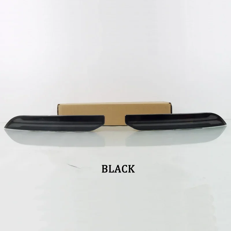 

Car LED Rear Reflector For Jeep Grand Cherokee 2021 - 2024 Auto Parts Sequence Signal Indicator Tail Light Bumper Brake Lamp