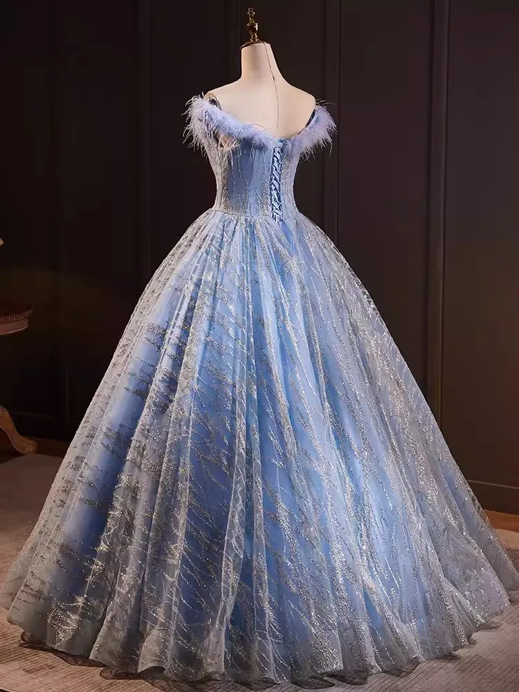 Elegante himmelblaue Quince anera Kleider V-Ausschnitt Feder Pailletten ball lange Abschluss ball Geburtstags feier Kleid besonderen Anlass tragen süß 15 16