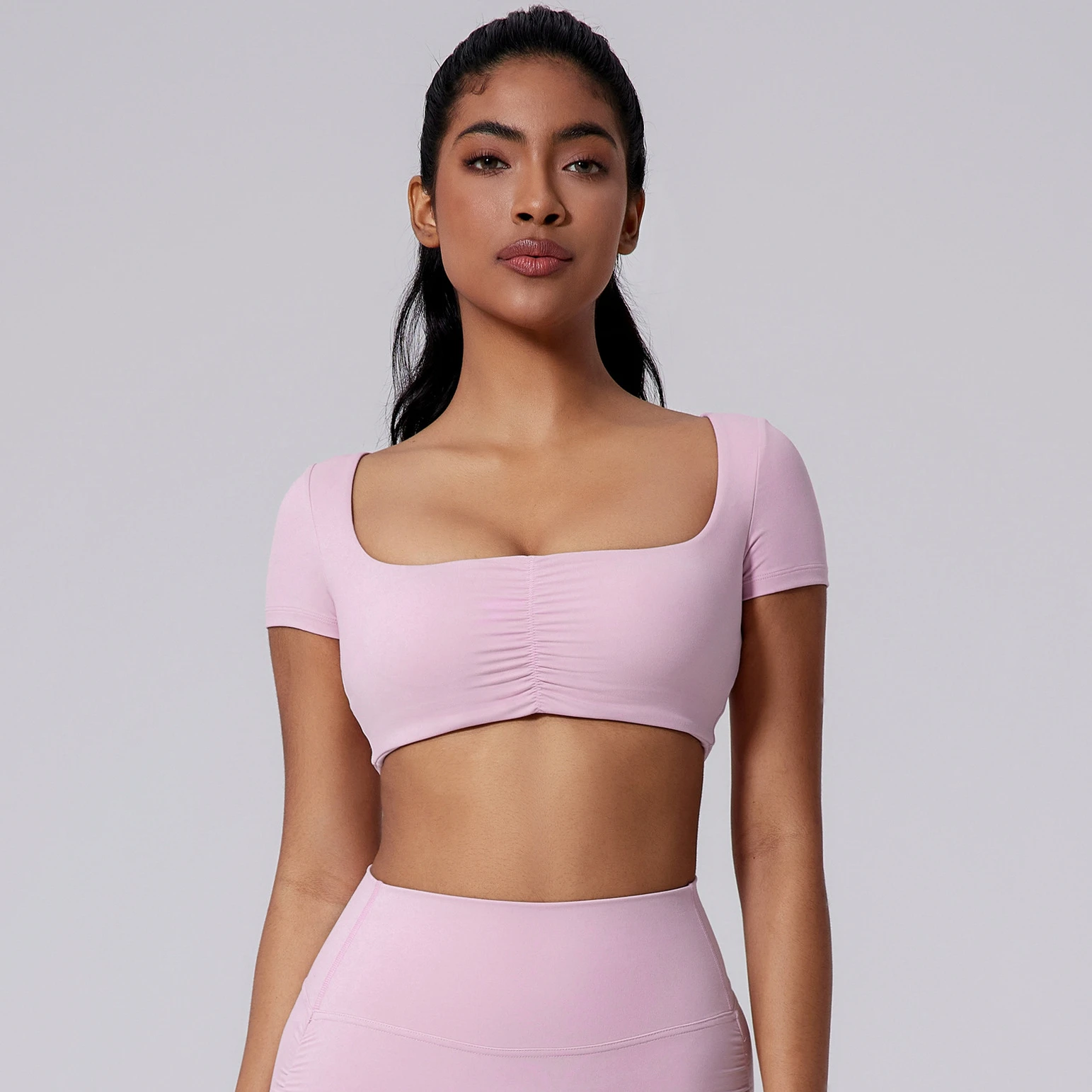 

Yoga Shirts for Women Short Sleeve Workout Tops Gym Crop Top with Pad Jogging Tights Activewear