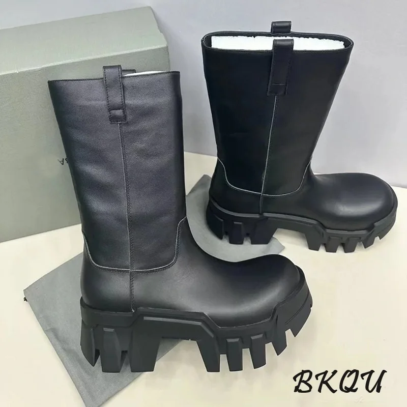 

BKQU Dodging Locomotive Boots Round Head Thick Sole Cool Boots 2024 Autumn Increase Gear Tank Bottom Sleeve Small Boots