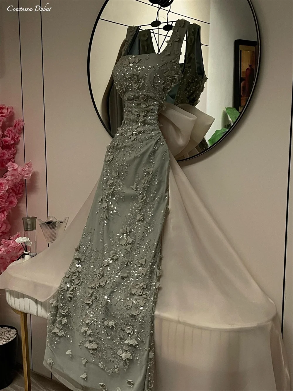 Contessa Customized Beaded Square Neck Sleeveless Prom Dress Long A Line Formal Evening Gown Floral Appliques Bow Back Design